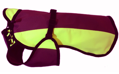 iqo Regenmantel (Softshell), brombeer/neongelb iqo Regenmantel (Softshell), brombeer/neongelb